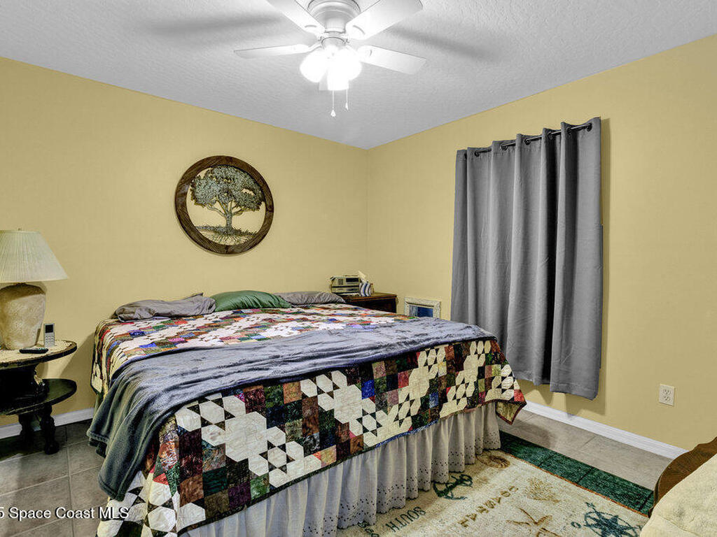 9275 100th Avenue, Vero Beach, FL 32967