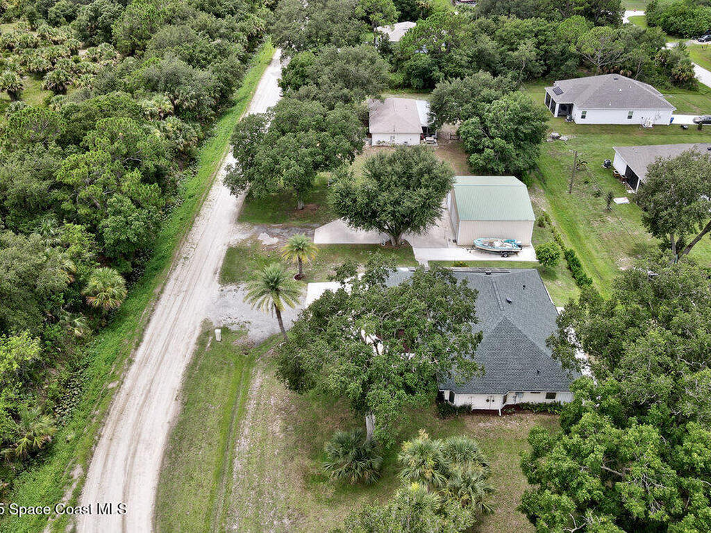 9275 100th Avenue, Vero Beach, FL 32967