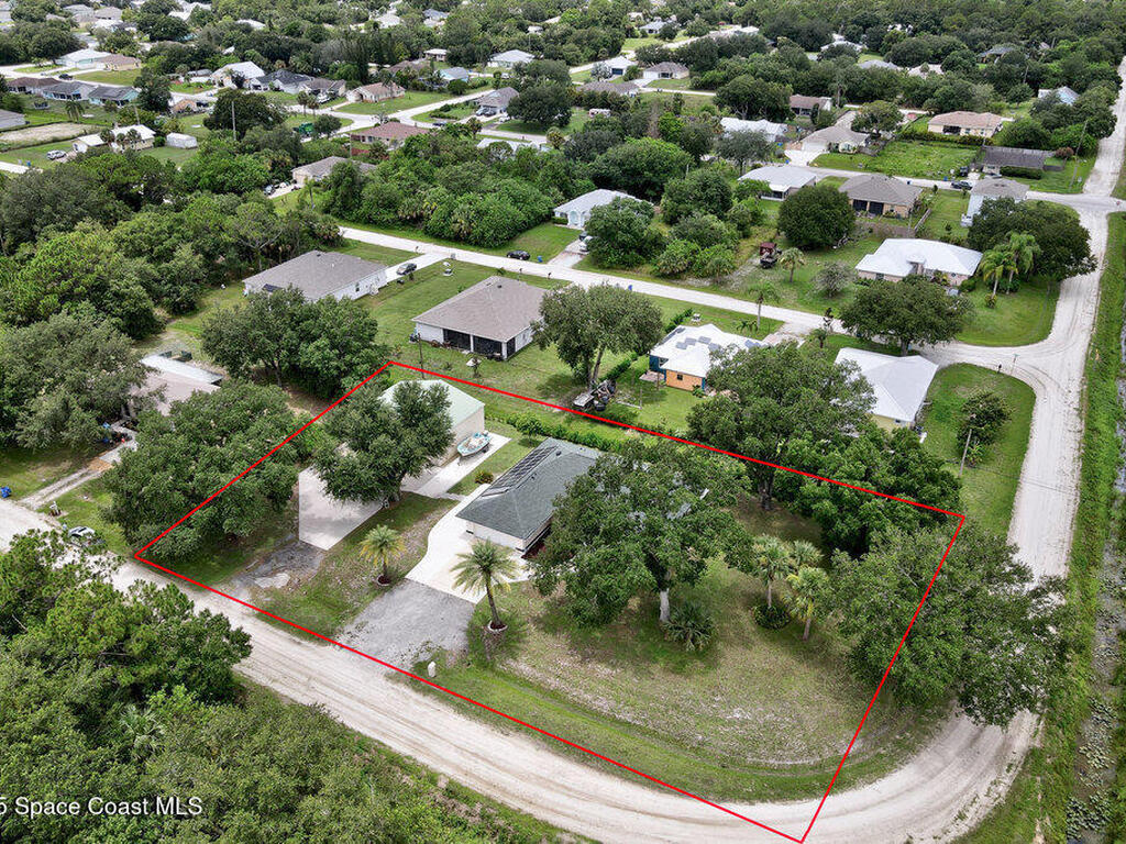 9275 100th Avenue, Vero Beach, FL 32967