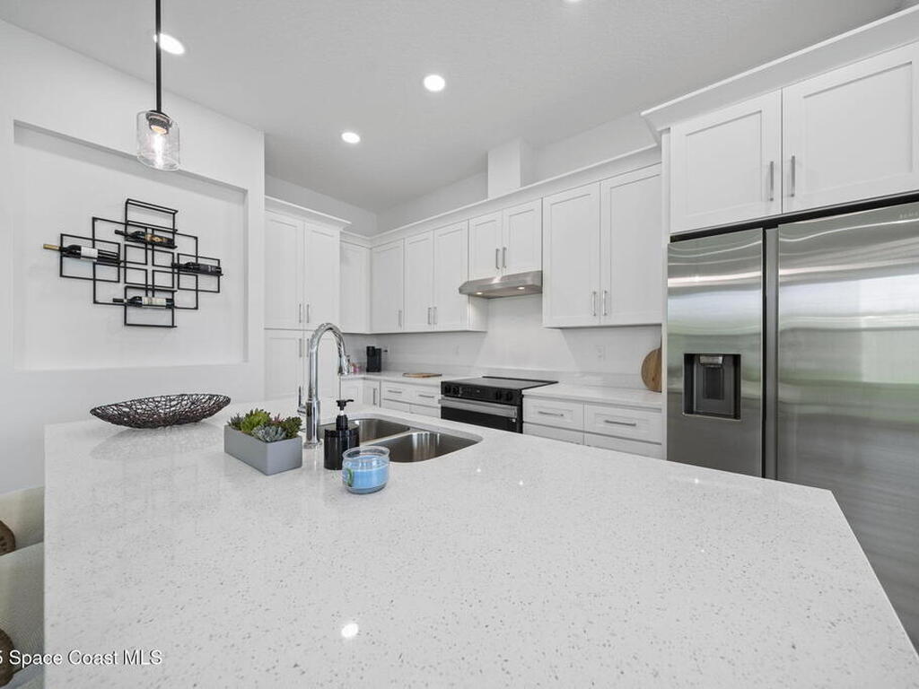 1330 Windchime Lane, Melbourne, FL 32935