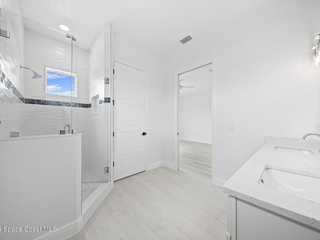 1330 Windchime Lane, Melbourne, FL 32935