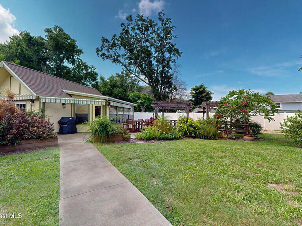 18 Magruder Avenue, Rockledge, FL 32955