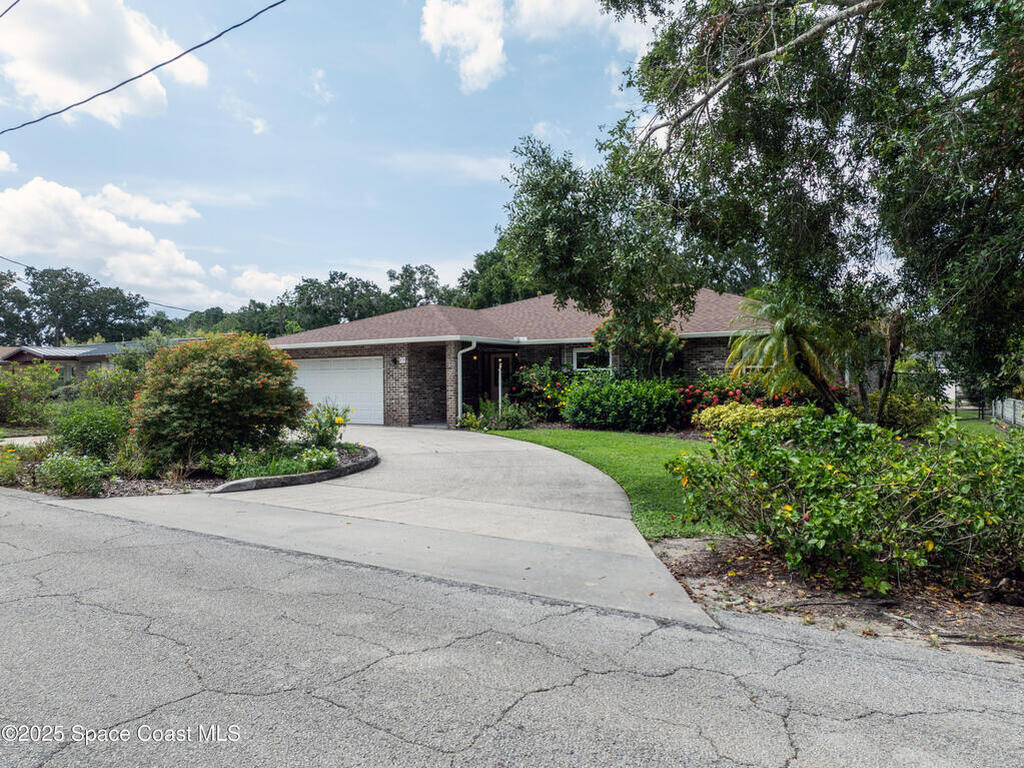 18 Magruder Avenue, Rockledge, FL 32955