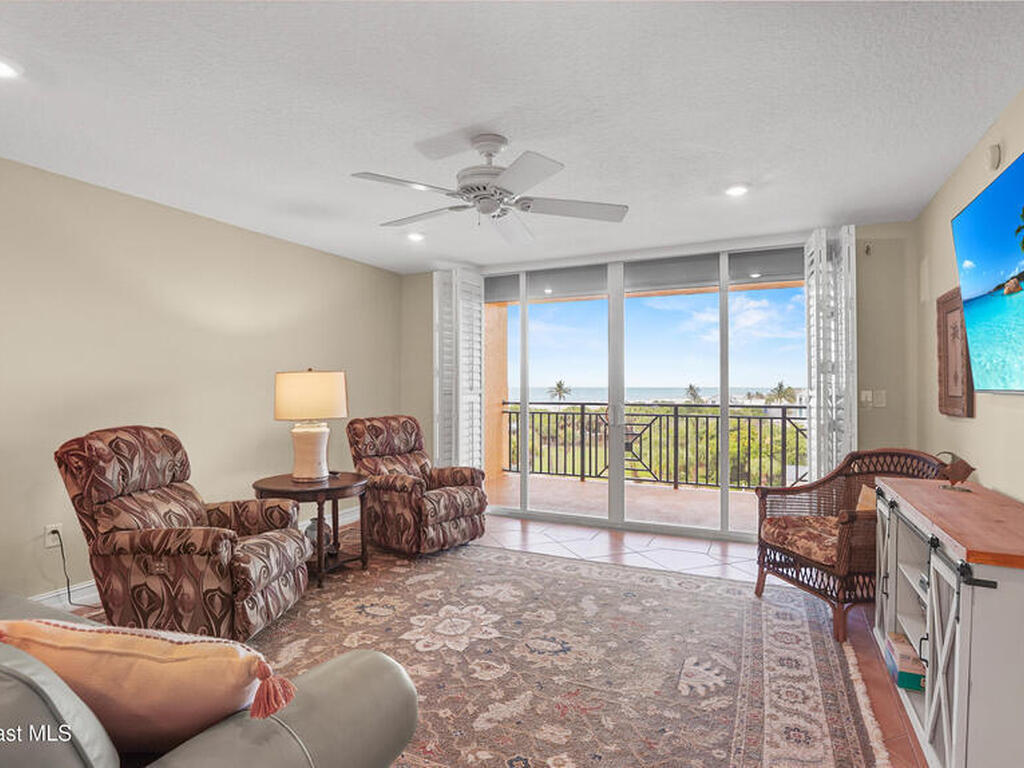 8470 Ridgewood Avenue, Cape Canaveral, FL 32920