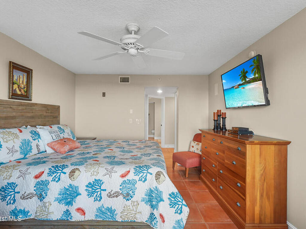 8470 Ridgewood Avenue, Cape Canaveral, FL 32920