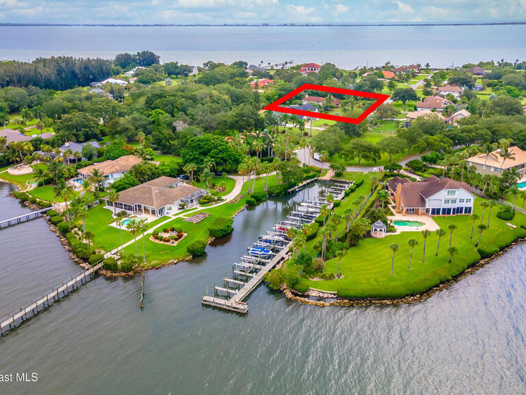 150 Utopia Circle, Merritt Island, FL 32952