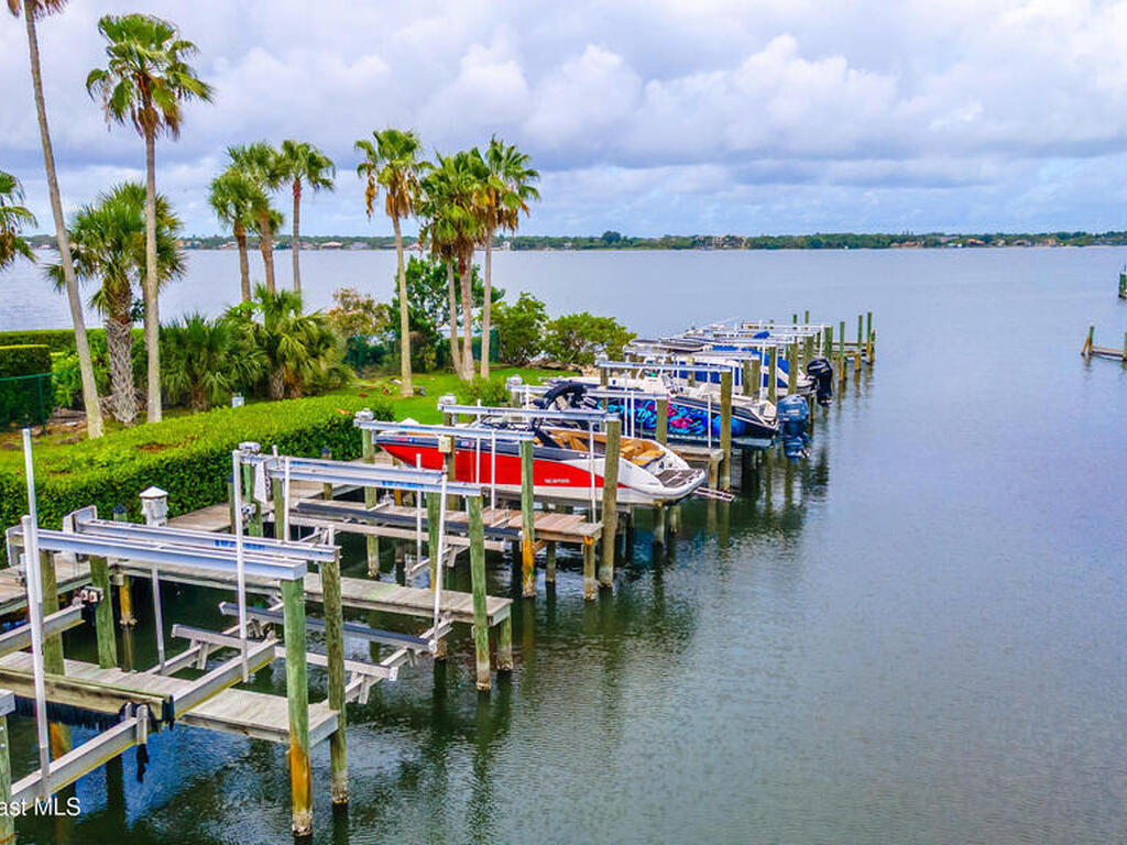 150 Utopia Circle, Merritt Island, FL 32952