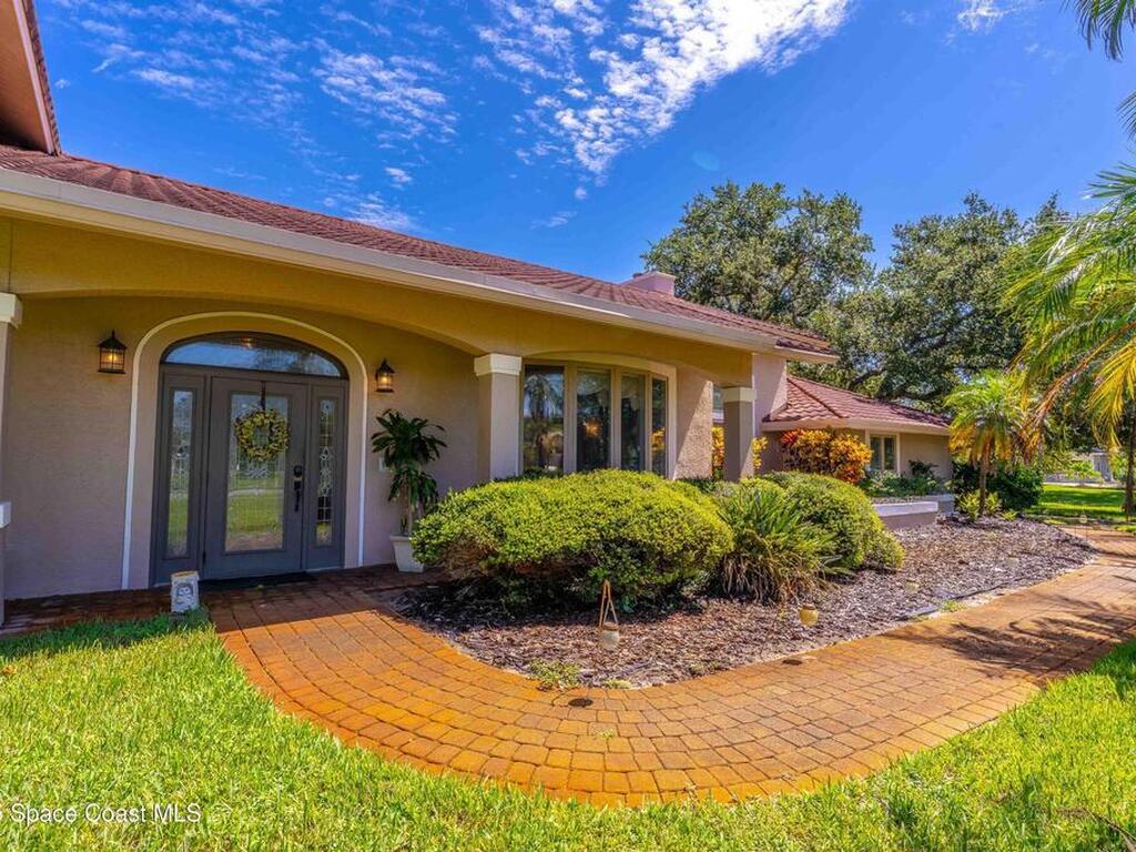 150 Utopia Circle, Merritt Island, FL 32952