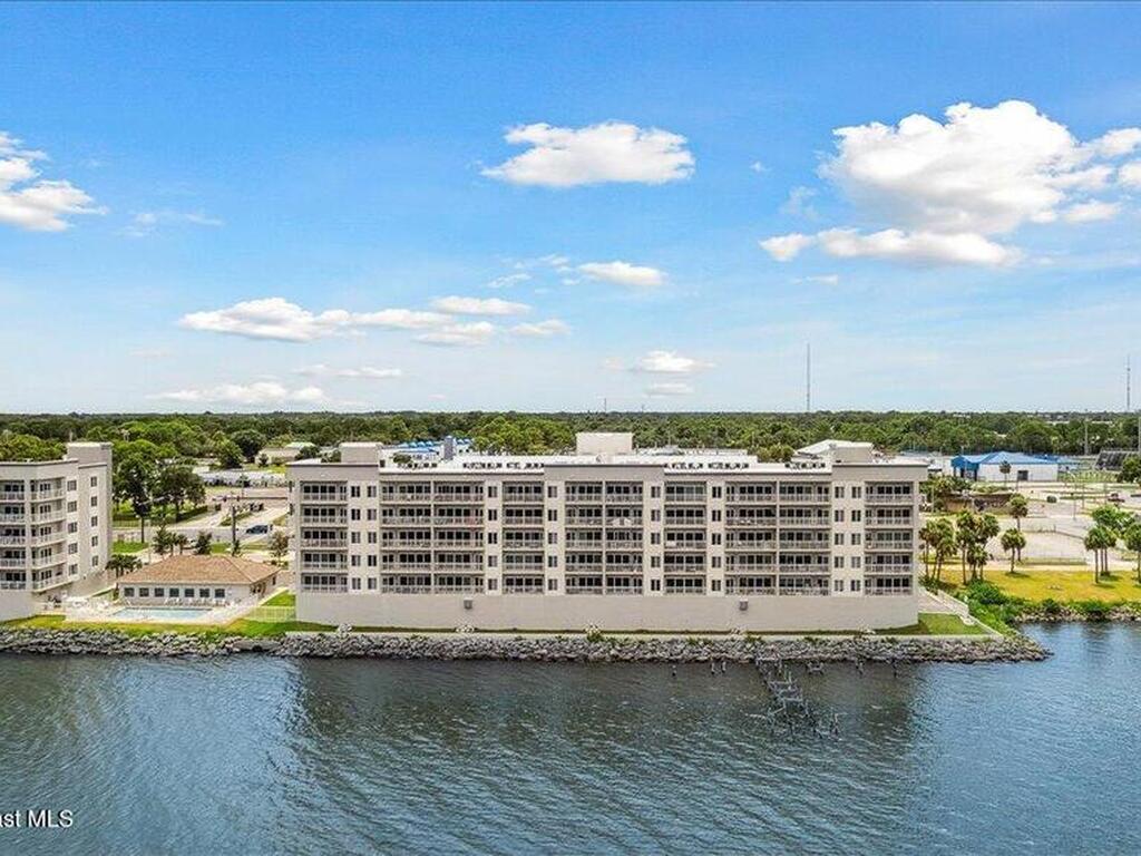 1805 Riverside Drive, Titusville, FL 32780