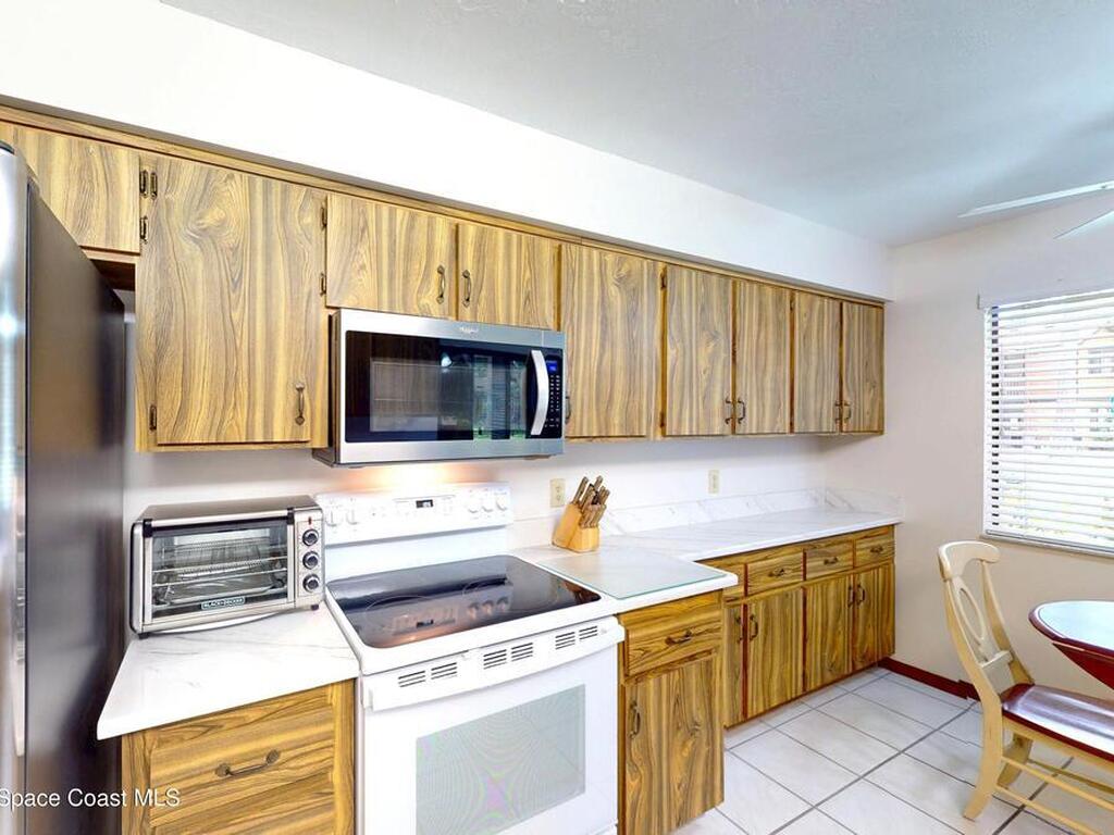 9037 York Lane, West Melbourne, FL 32904