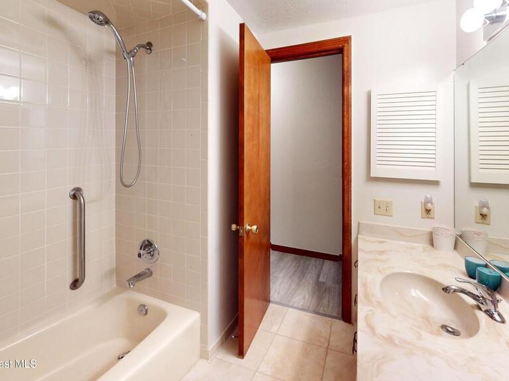 9037 York Lane, West Melbourne, FL 32904