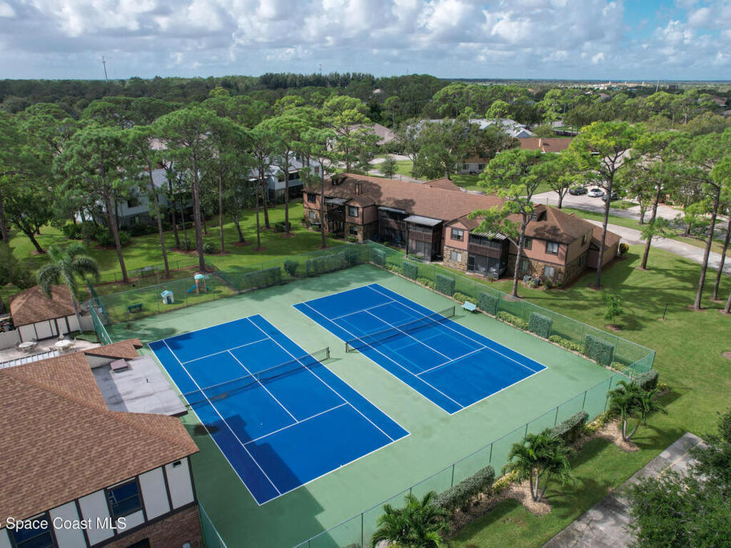 9037 York Lane, West Melbourne, FL 32904