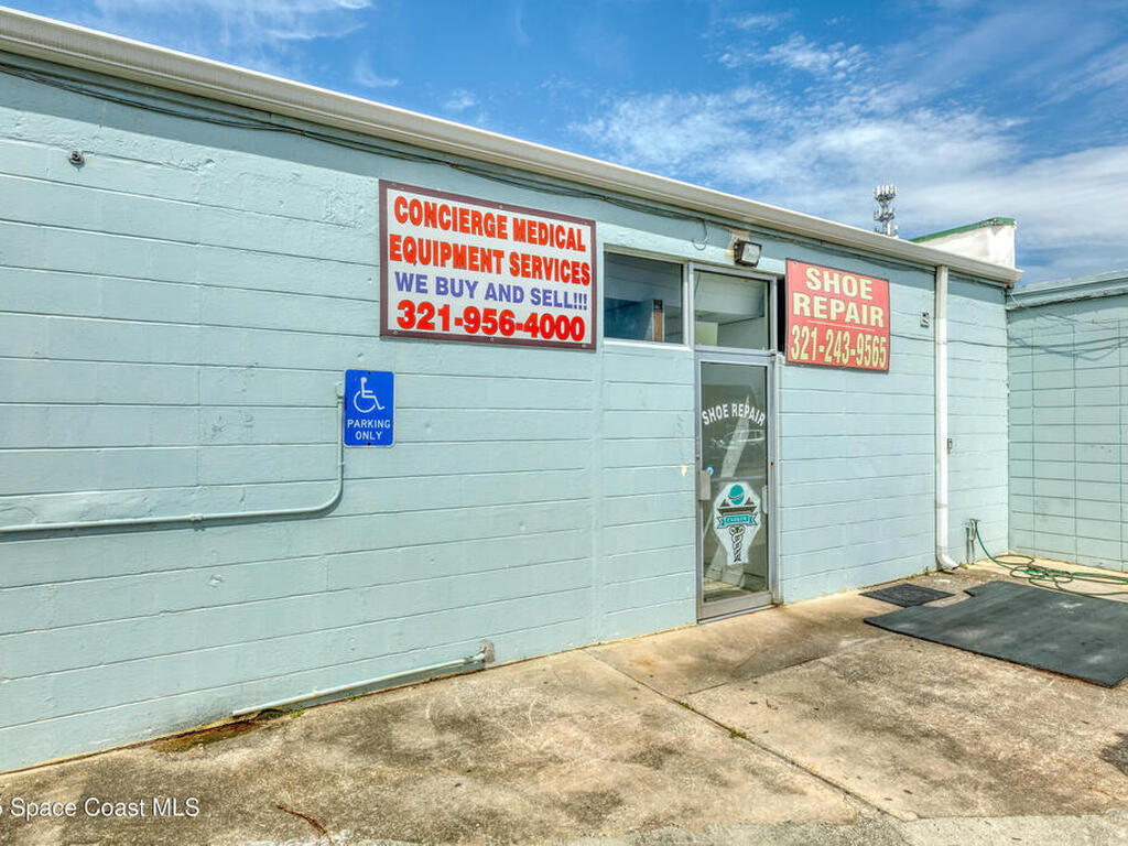 1363 Cypress Avenue, Melbourne, FL 32935