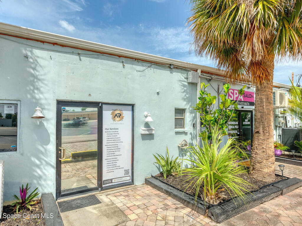 1363 Cypress Avenue, Melbourne, FL 32935