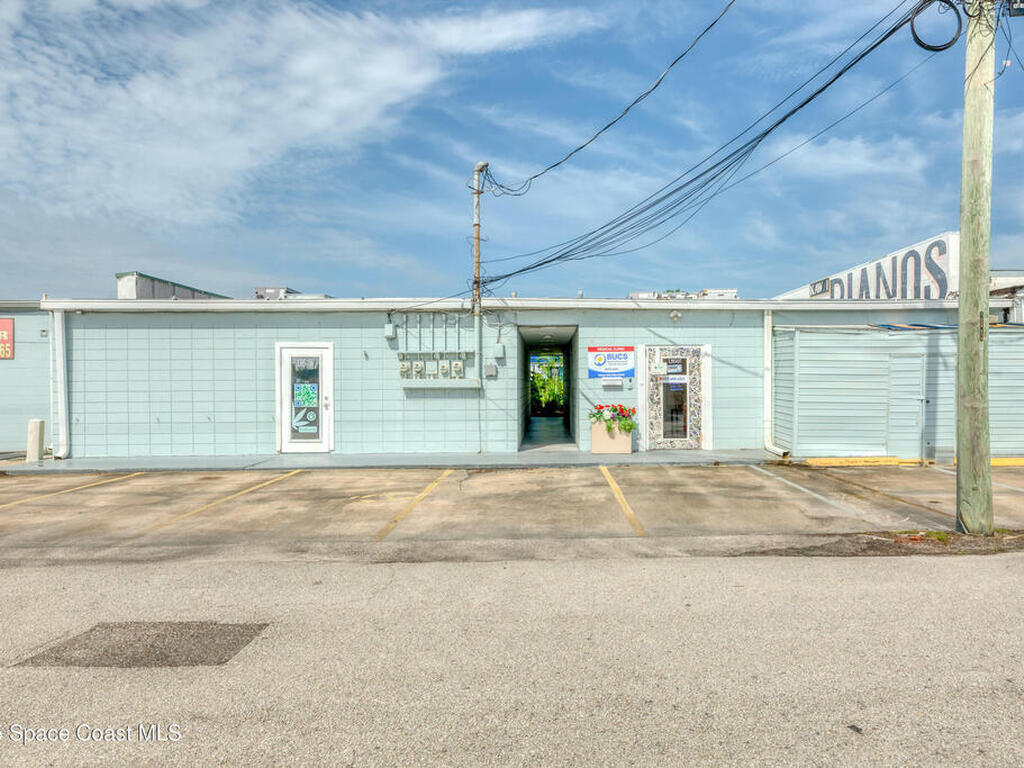 1363 Cypress Avenue, Melbourne, FL 32935