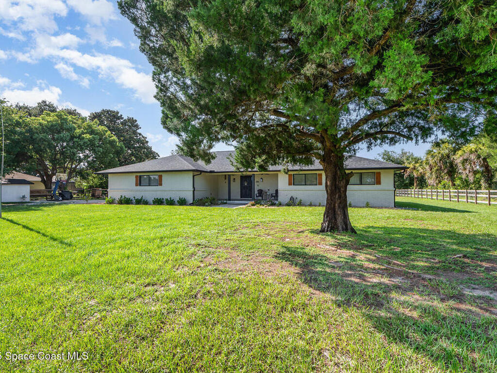 3310 Grantline Road, Mims, FL 32754