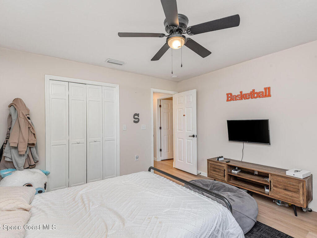 3310 Grantline Road, Mims, FL 32754