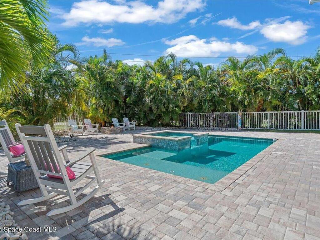 14 Cottage Court, Cocoa Beach, FL 32931