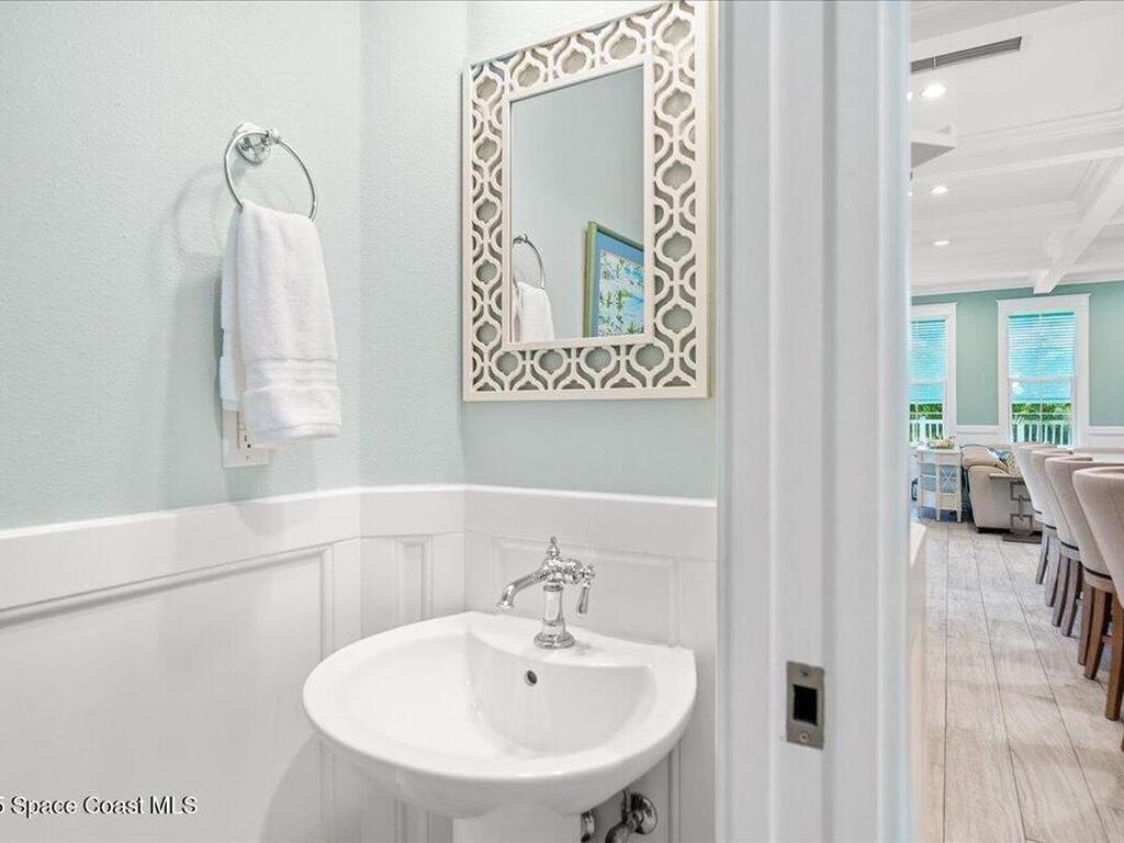 14 Cottage Court, Cocoa Beach, FL 32931