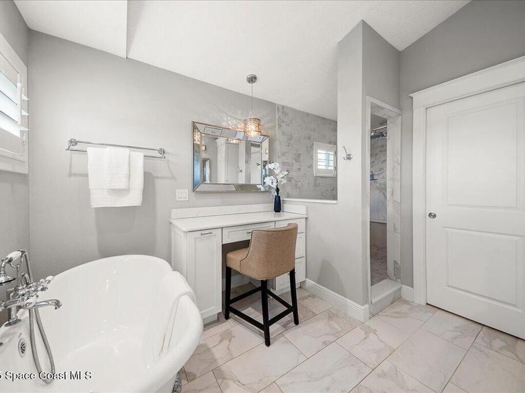 14 Cottage Court, Cocoa Beach, FL 32931