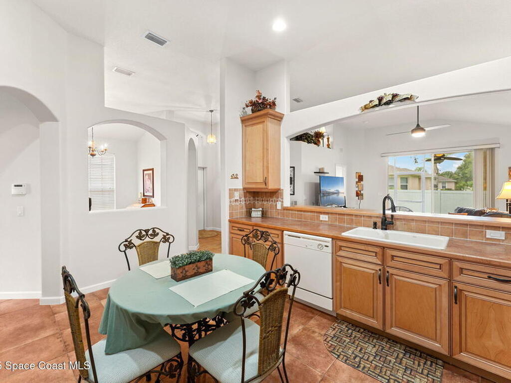 1910 Muirfield Way, Palm Bay, FL 32909