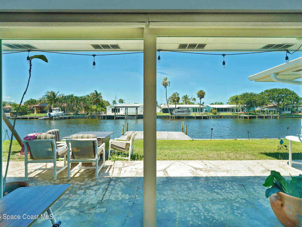 247 Antigua Drive, Cocoa Beach, FL 32931