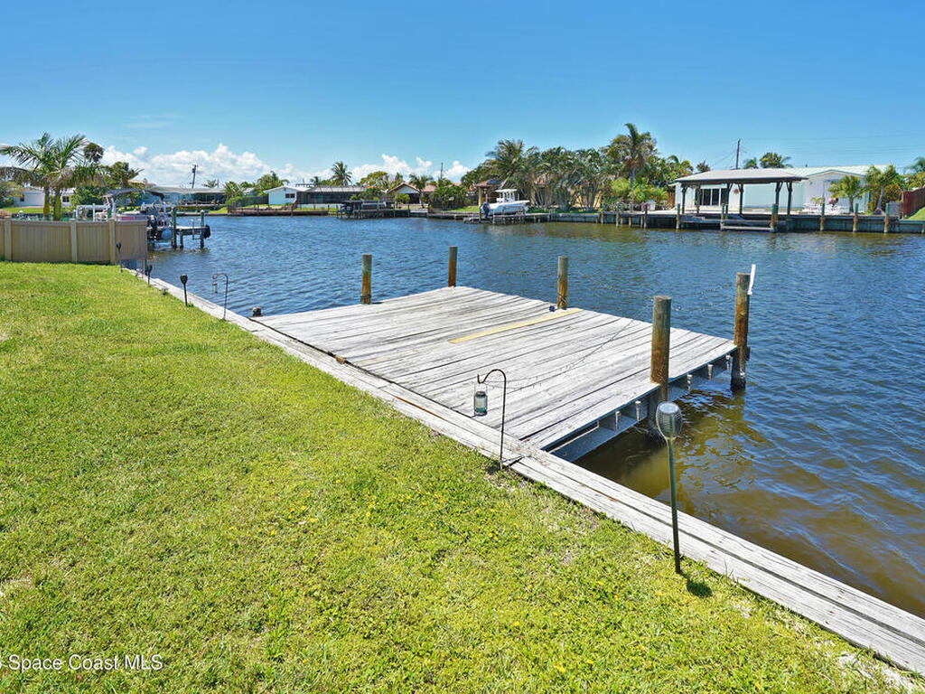 247 Antigua Drive, Cocoa Beach, FL 32931