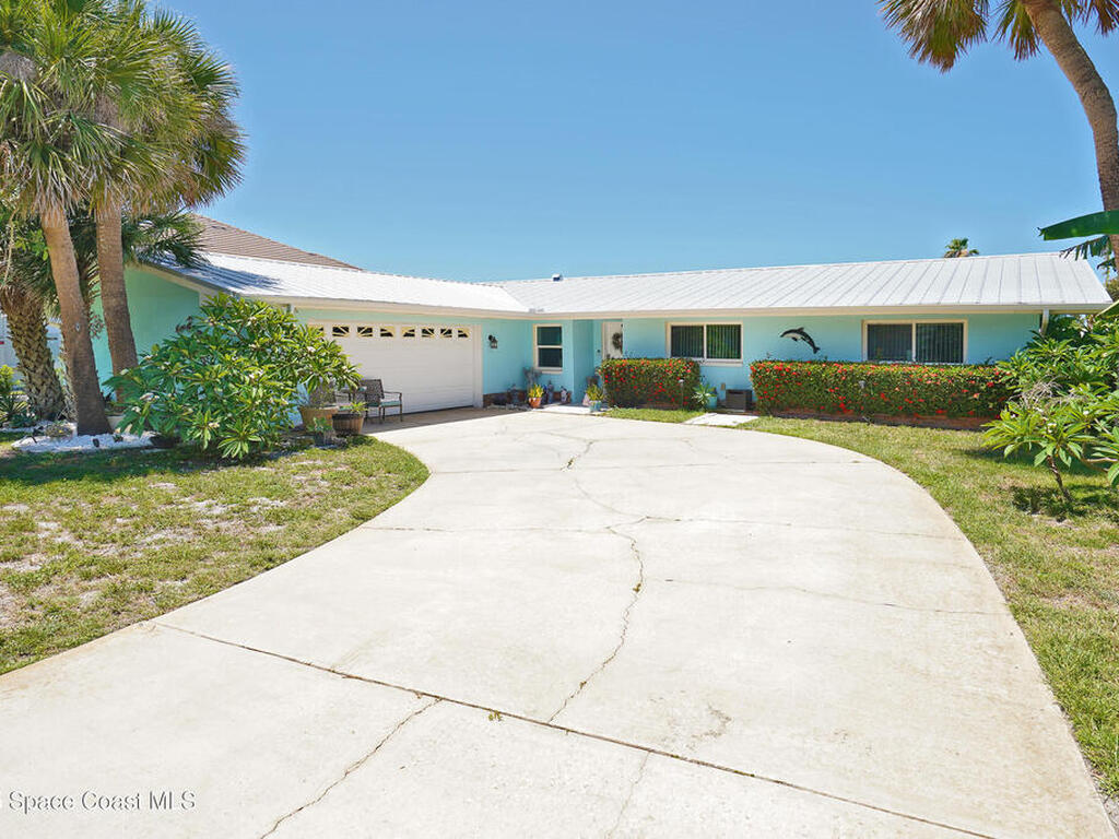 247 Antigua Drive, Cocoa Beach, FL 32931