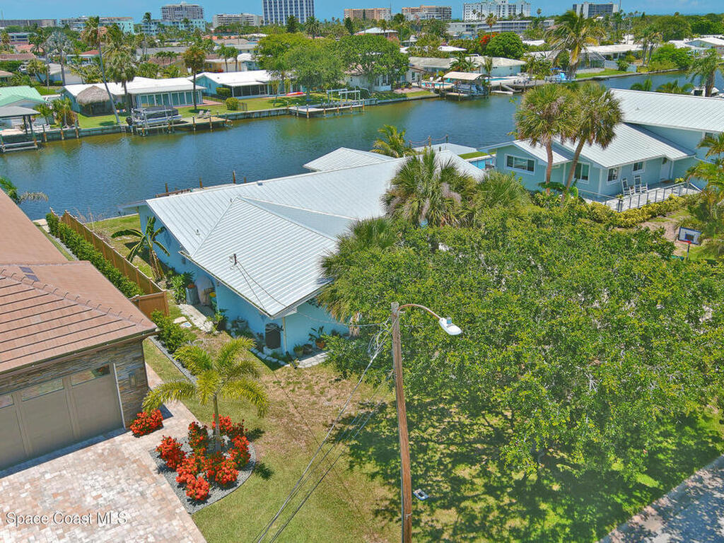 247 Antigua Drive, Cocoa Beach, FL 32931