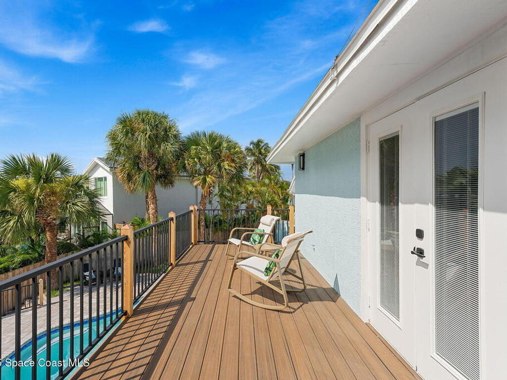 398 Riverview Lane, Melbourne Beach, FL 32951