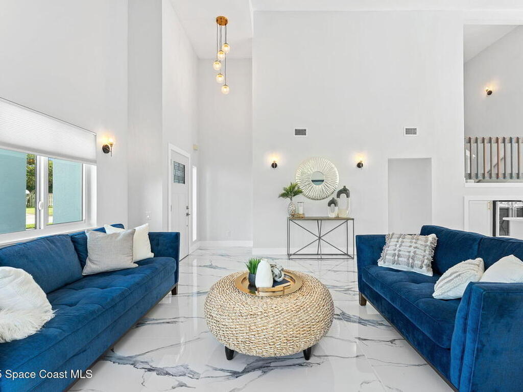 398 Riverview Lane, Melbourne Beach, FL 32951