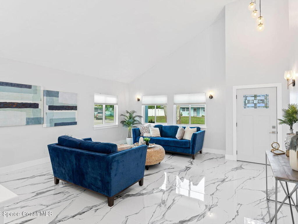 398 Riverview Lane, Melbourne Beach, FL 32951