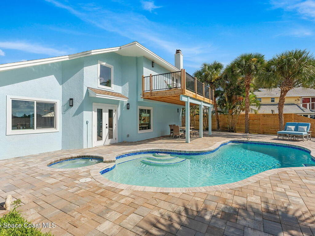 398 Riverview Lane, Melbourne Beach, FL 32951