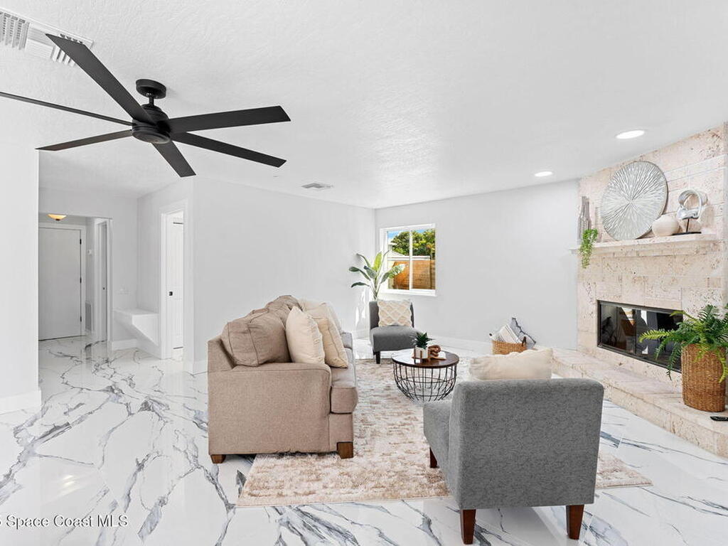 398 Riverview Lane, Melbourne Beach, FL 32951