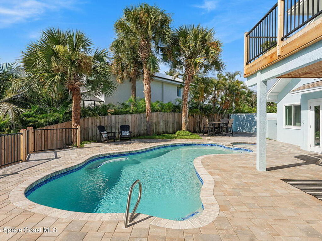 398 Riverview Lane, Melbourne Beach, FL 32951