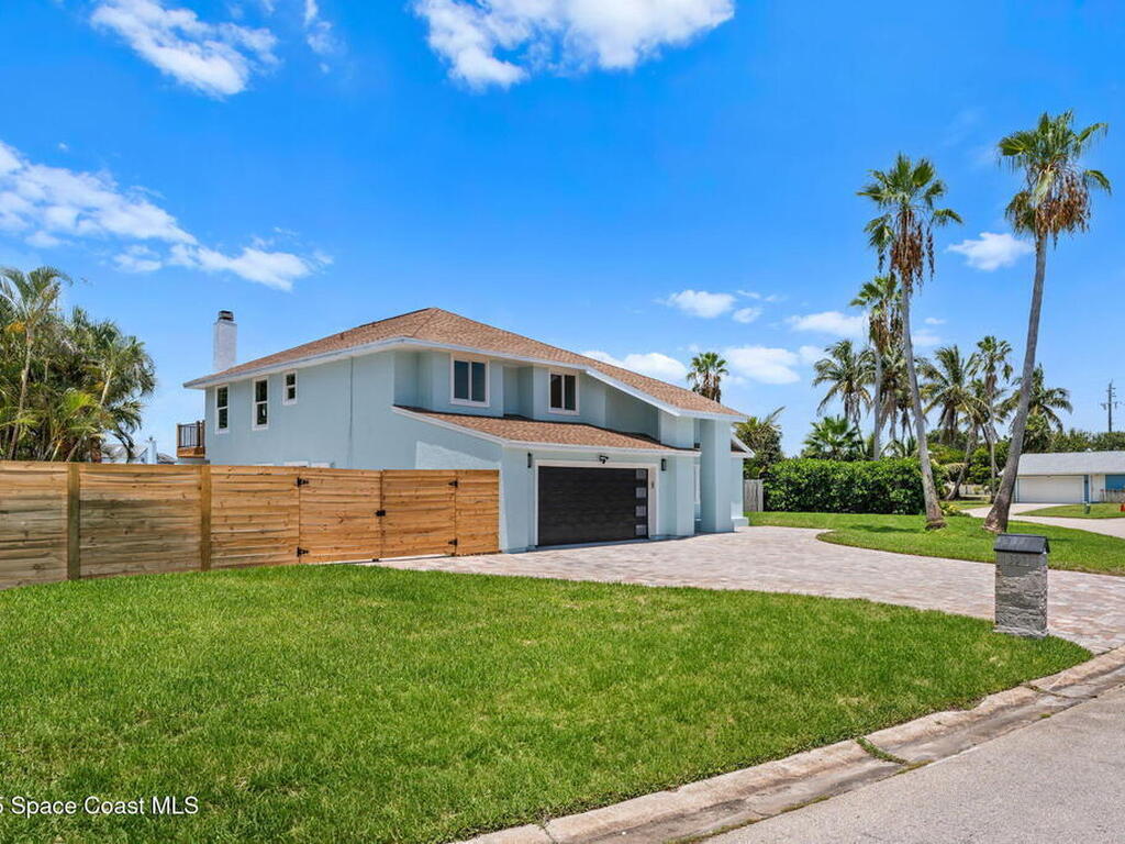 398 Riverview Lane, Melbourne Beach, FL 32951