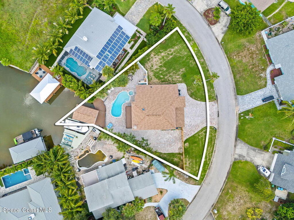 398 Riverview Lane, Melbourne Beach, FL 32951