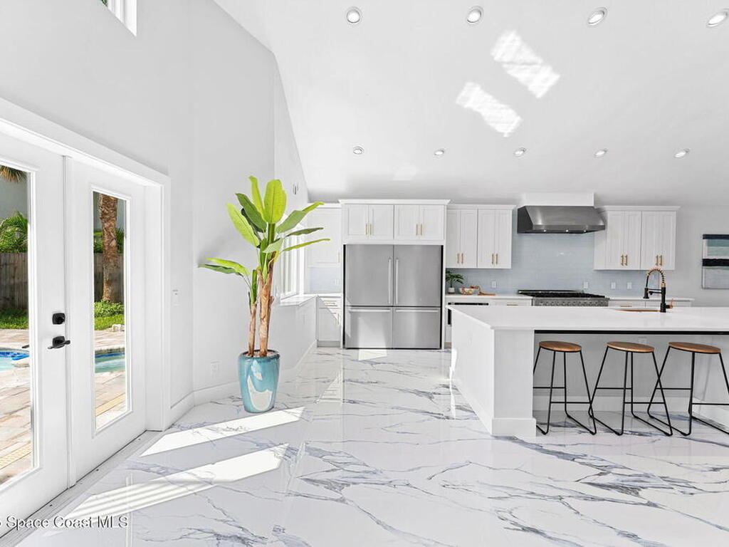 398 Riverview Lane, Melbourne Beach, FL 32951