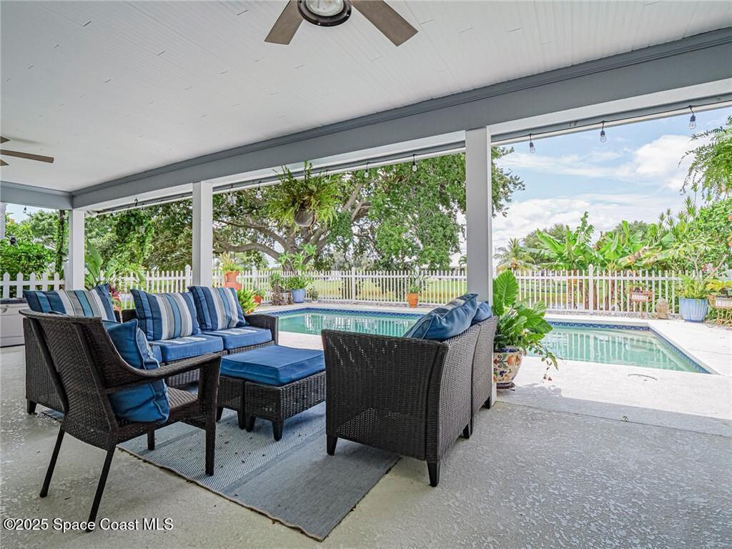 2945 70th Place, Vero Beach, FL 32967