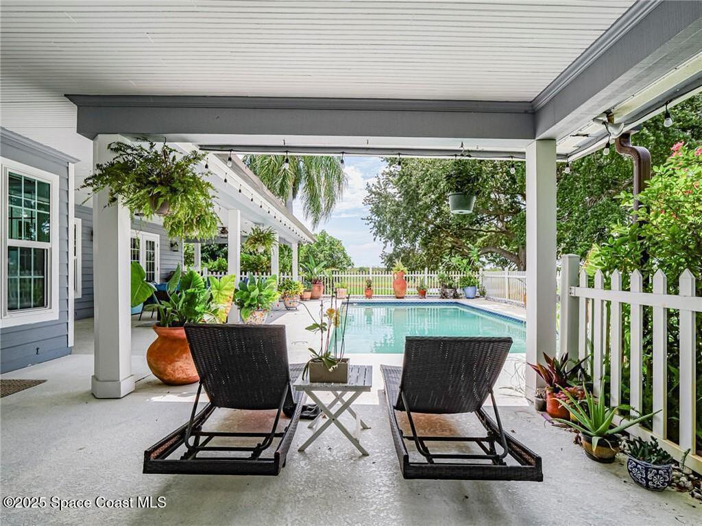 2945 70th Place, Vero Beach, FL 32967