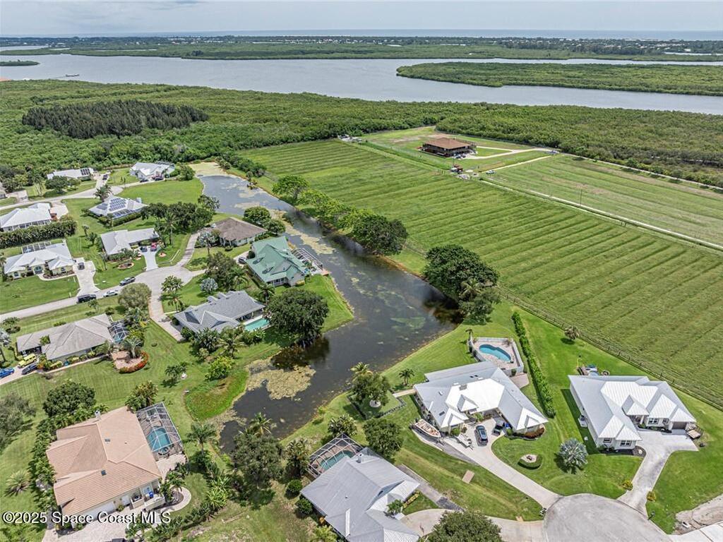 2945 70th Place, Vero Beach, FL 32967