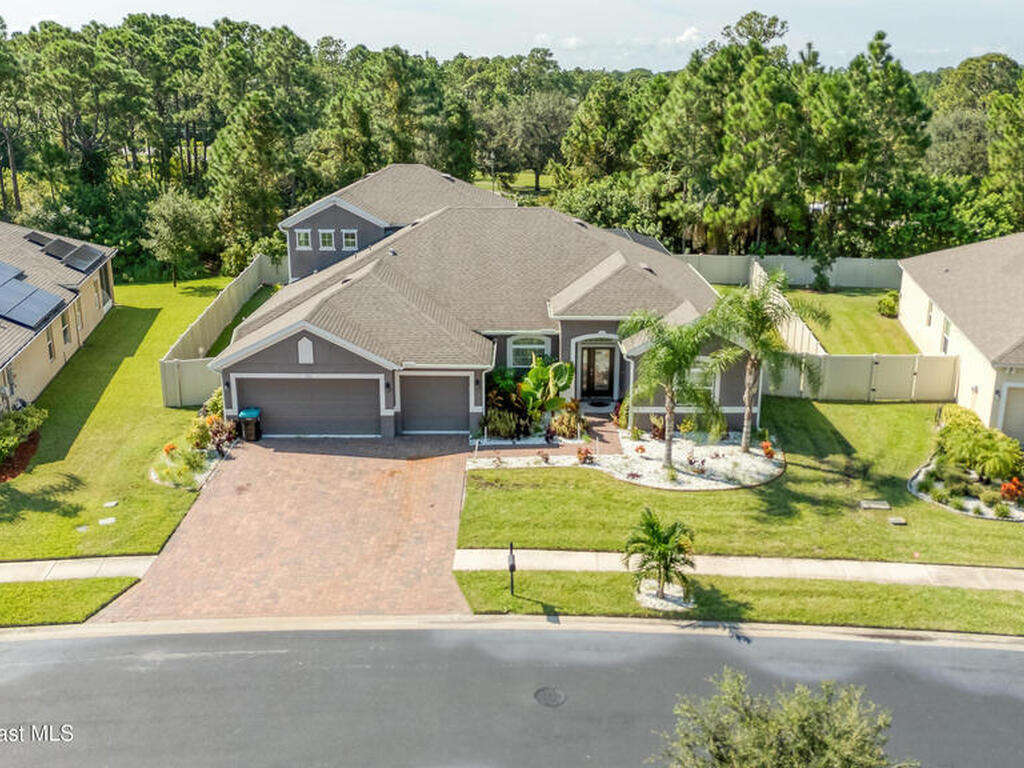 632 Stonebriar Drive, Palm Bay, FL 32909