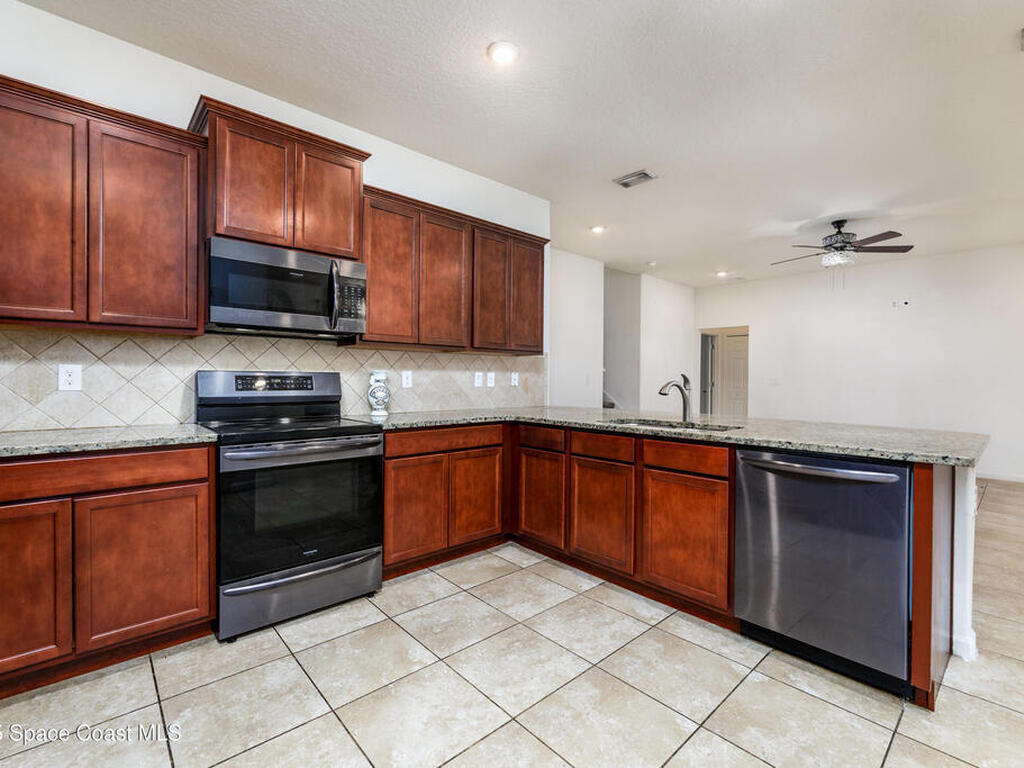 632 Stonebriar Drive, Palm Bay, FL 32909