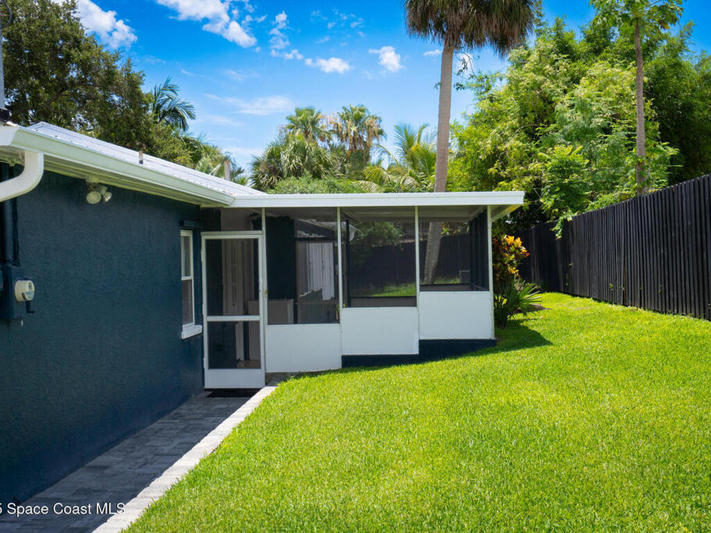 1712 Pineapple Avenue, Melbourne, FL 32935