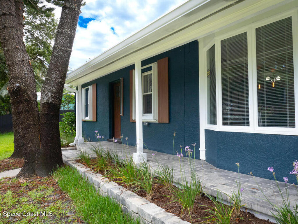 1712 Pineapple Avenue, Melbourne, FL 32935