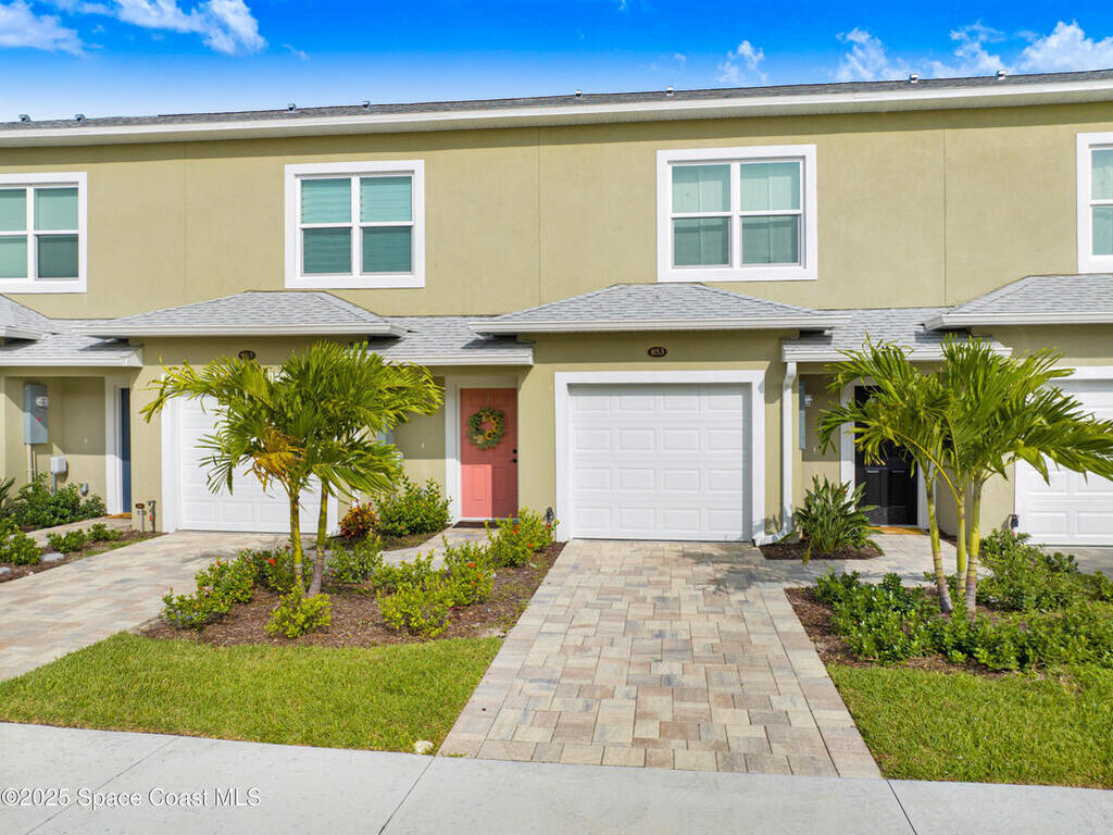 853 Paddleboard Court, Melbourne, FL 32935