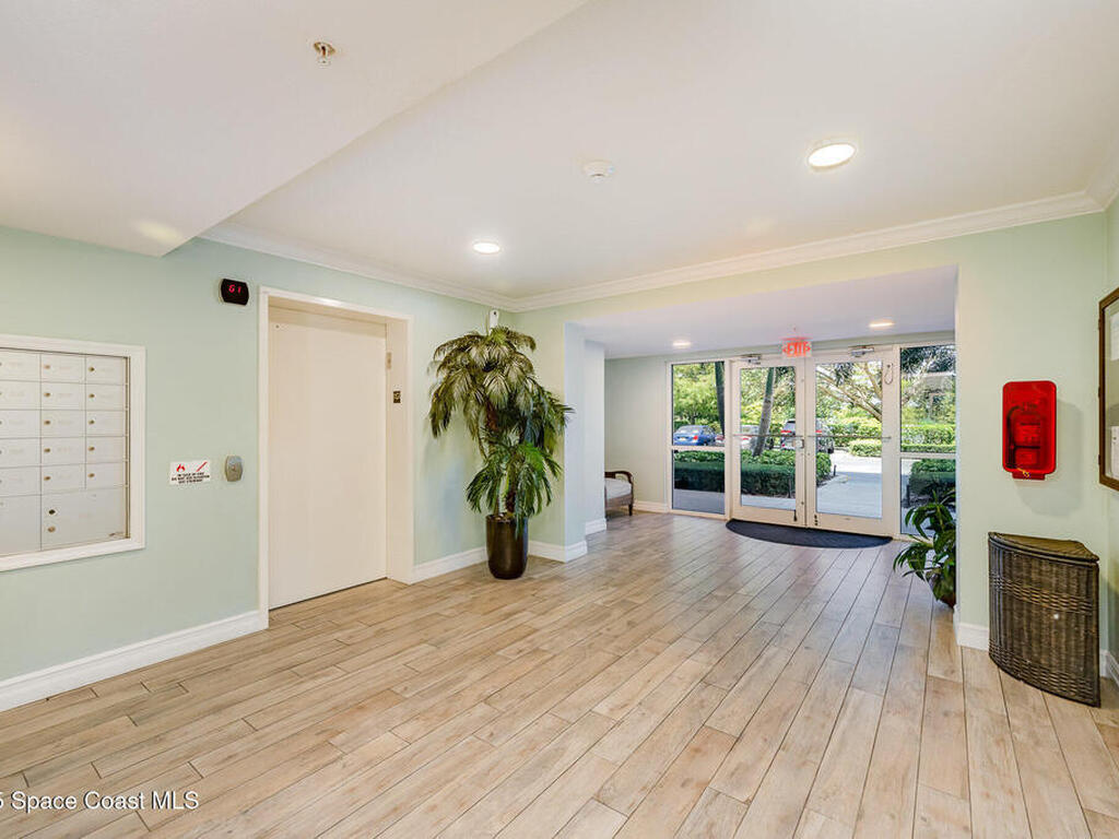 5 Indian River Avenue, Titusville, FL 32796