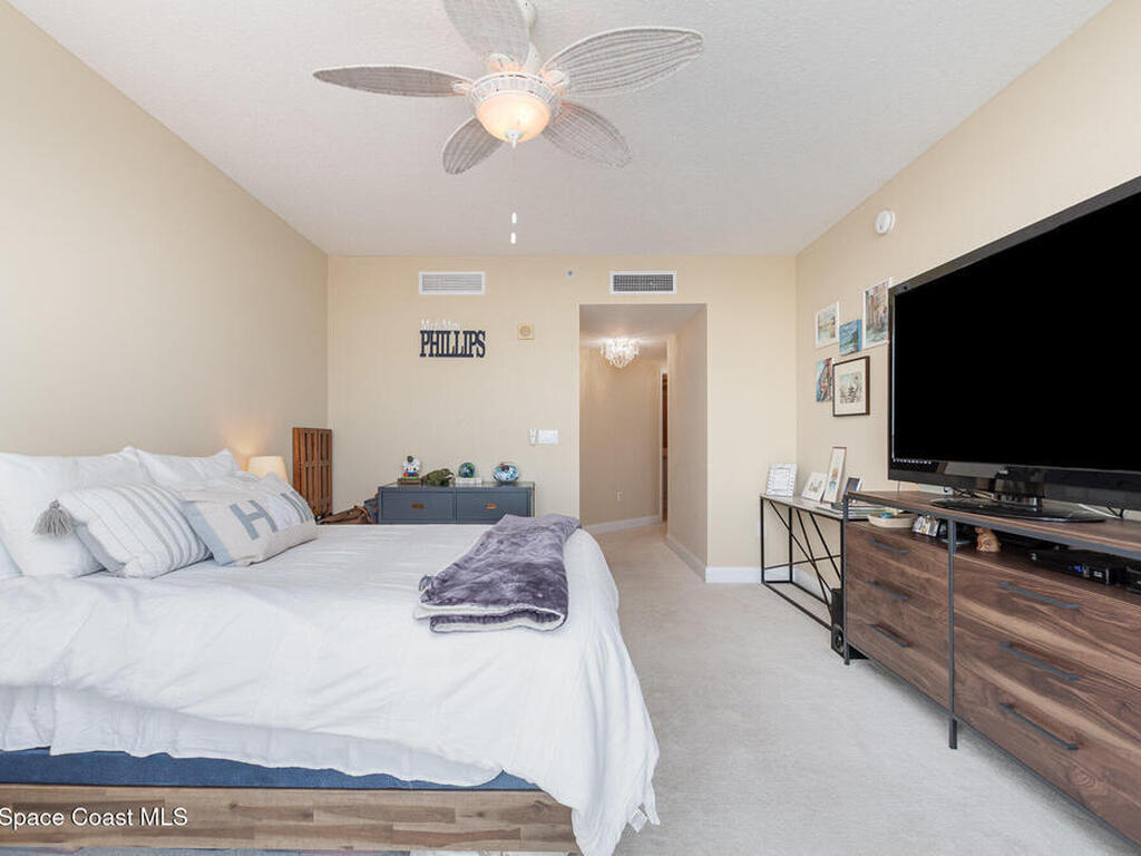 231 Riverside Drive, Holly Hill, FL 32117