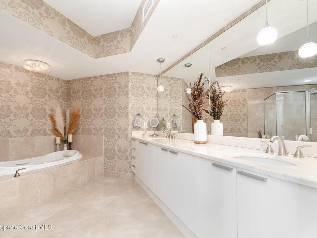 231 Riverside Drive, Holly Hill, FL 32117