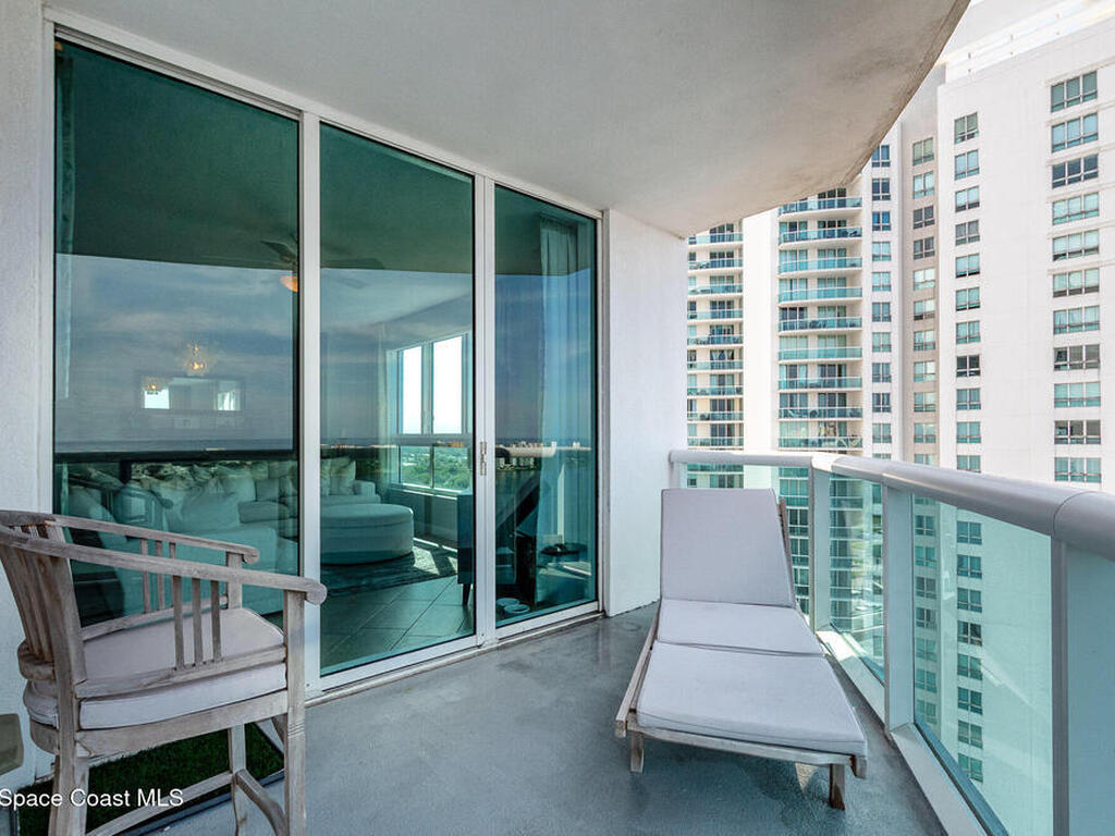 231 Riverside Drive, Holly Hill, FL 32117